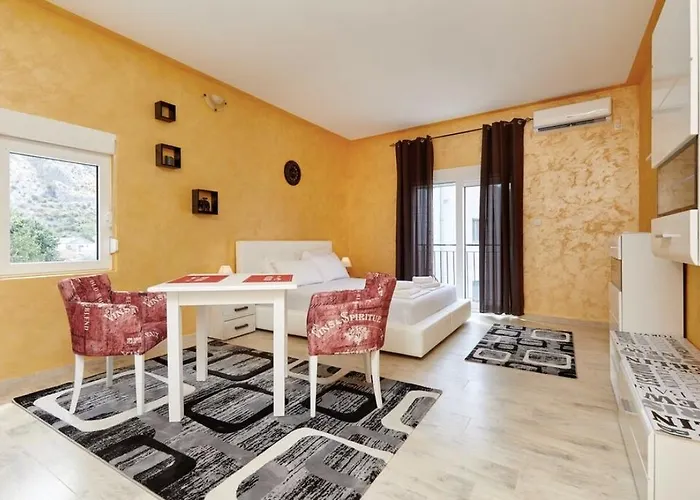 Central Magik Apartments